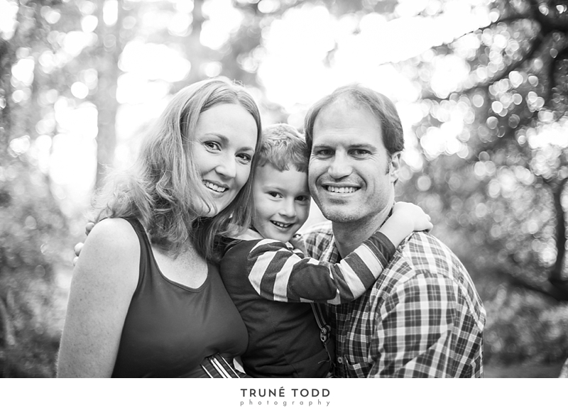 Wessels family -Forest maternity shoot - TrunÃ© Todd Photography